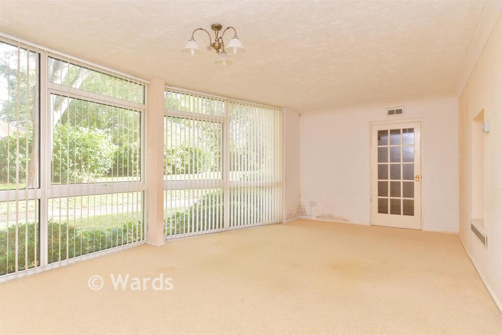 House in Sevenoaks, Lambardes, Ash-cum-Ridley - View 4