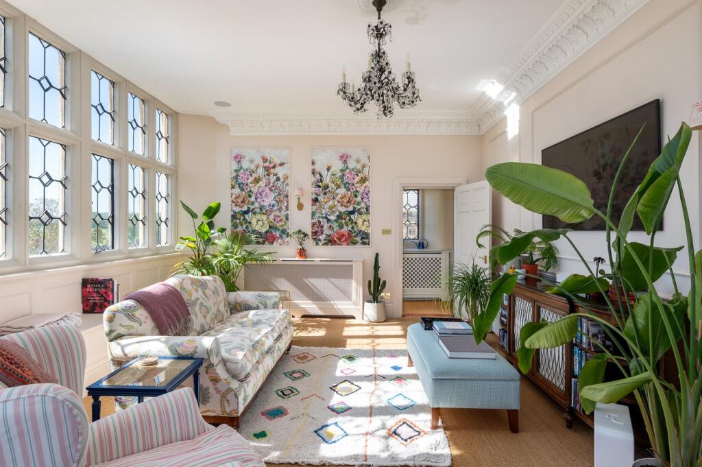Main image of property: Gayhurst Court, Gayhurst, Buckinghamshire, MK16