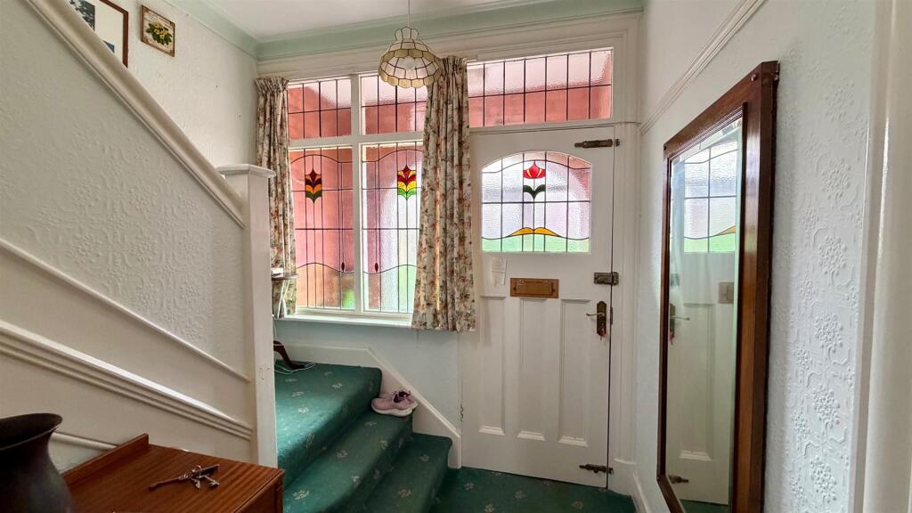 Woodlands Avenue, Rhos On Sea, Colwyn Bay photo 3