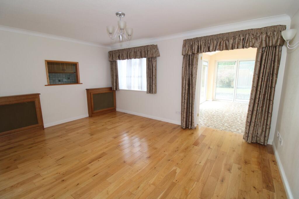 House in London, Shortlands - View 2
