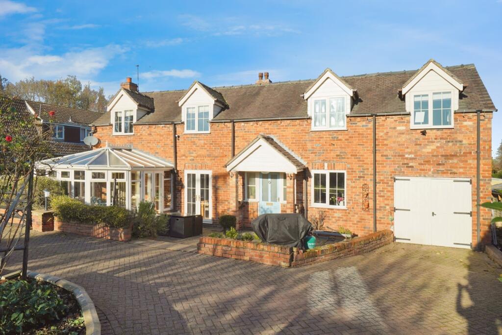 Main image of property: Meadow Lane, Osgathorpe, Loughborough, Leicestershire, LE12