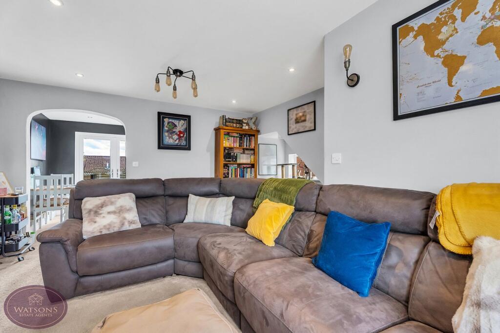 Braemar Avenue, Eastwood, Nottingham, NG16 photo 4