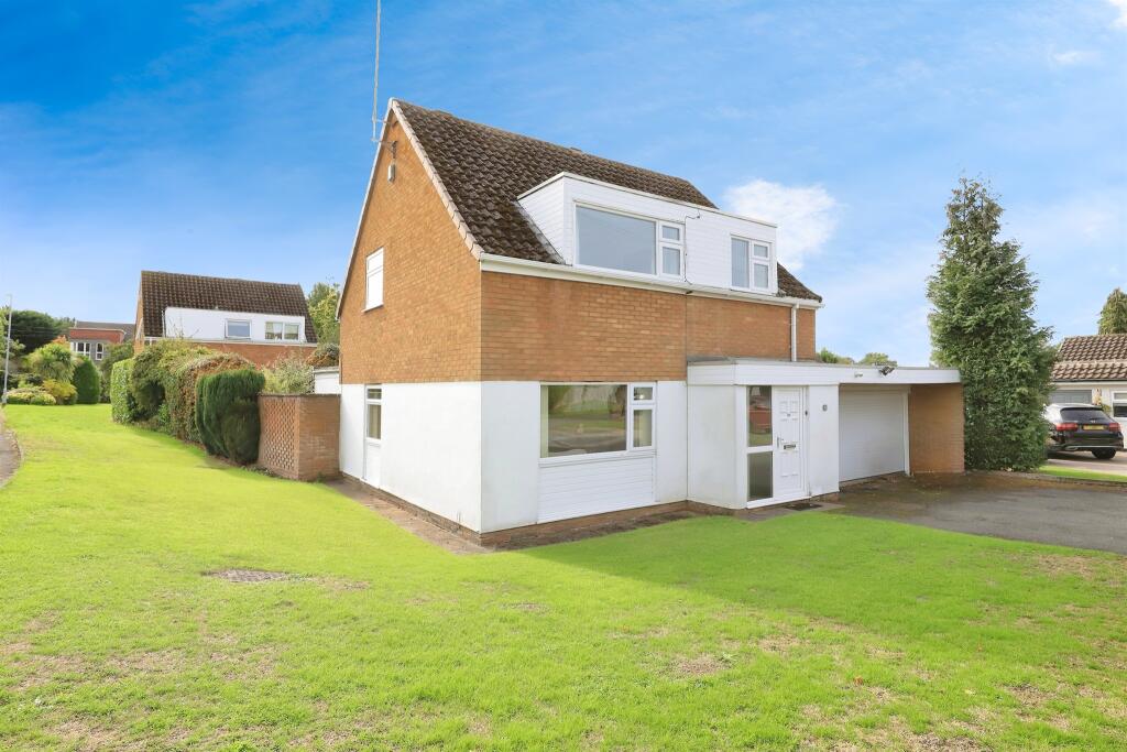 Main image of property: Oldfields, Hagley, Stourbridge