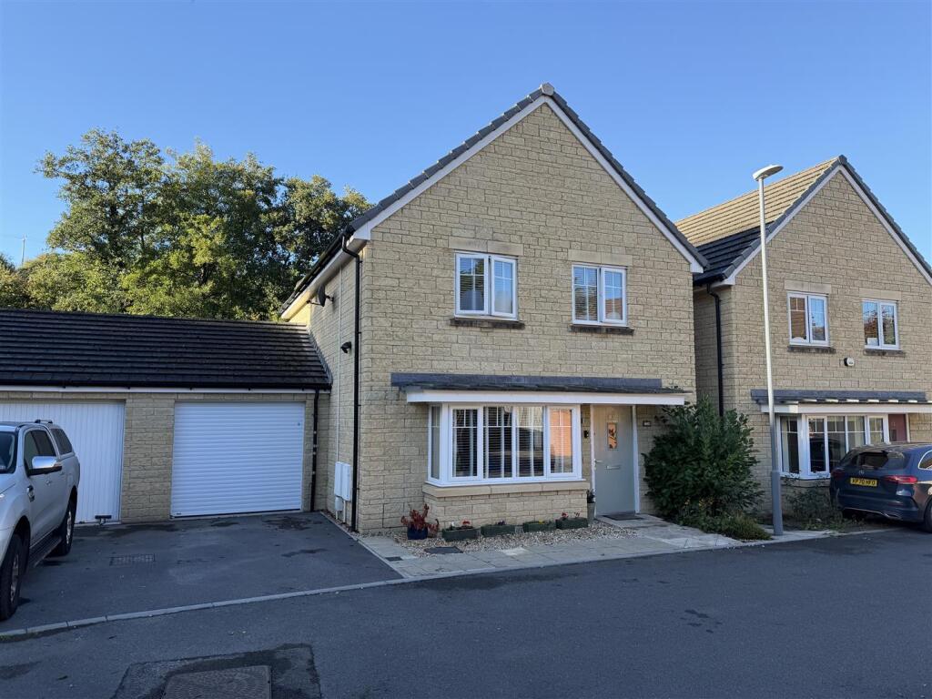 4-bed detached on Nelson Ward Drive, Radstock, £395,000