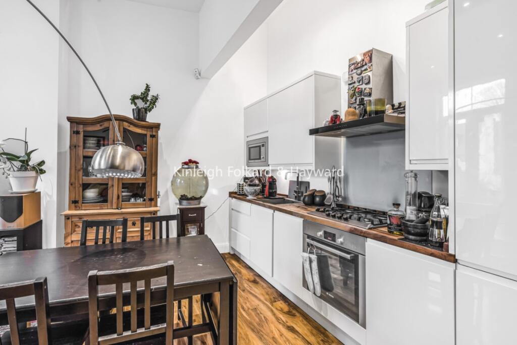 Apartment in London - View 4