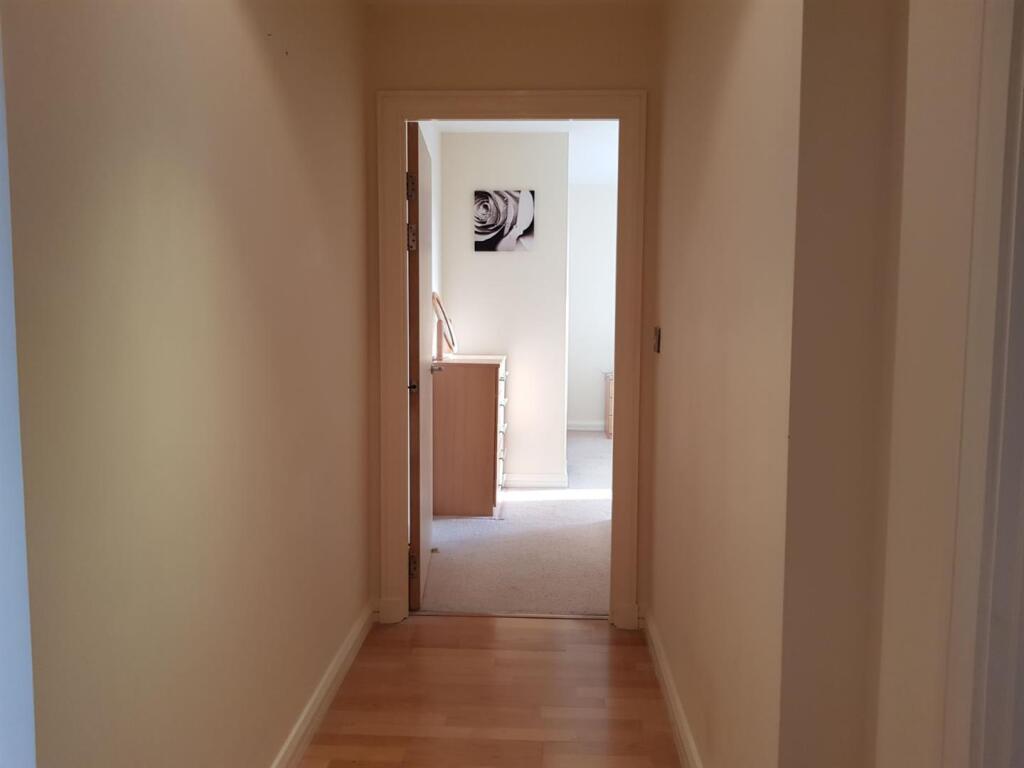 Apartment in Cardiff - More