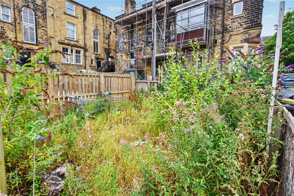 1a Back Newton Grove, Leeds, West Yorkshire