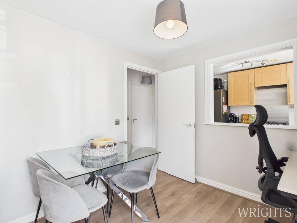 Apartment in Welwyn Hatfield, Handside - View 5
