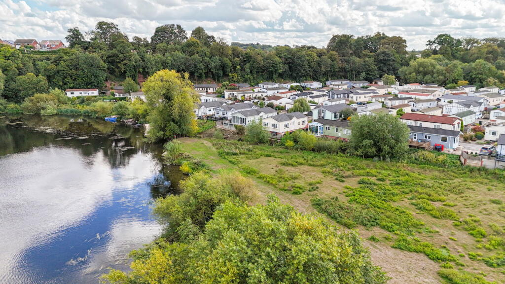 Summerway, Radcliffe-on-Trent, Nottingham, NG12 2AR photo 3