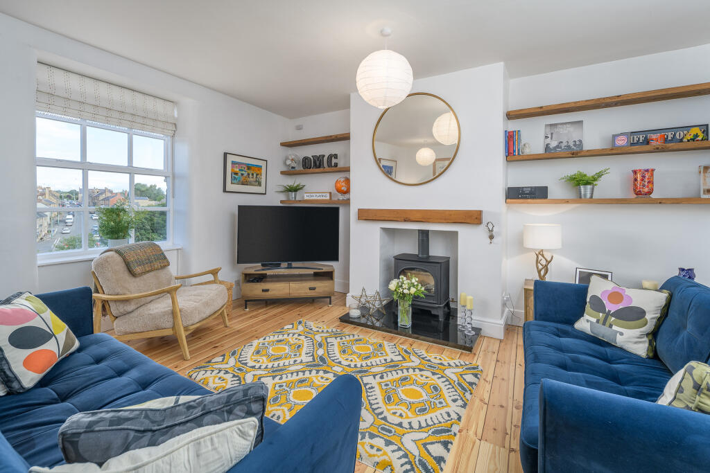 House in Newcastle upon Tyne, Thirston - More