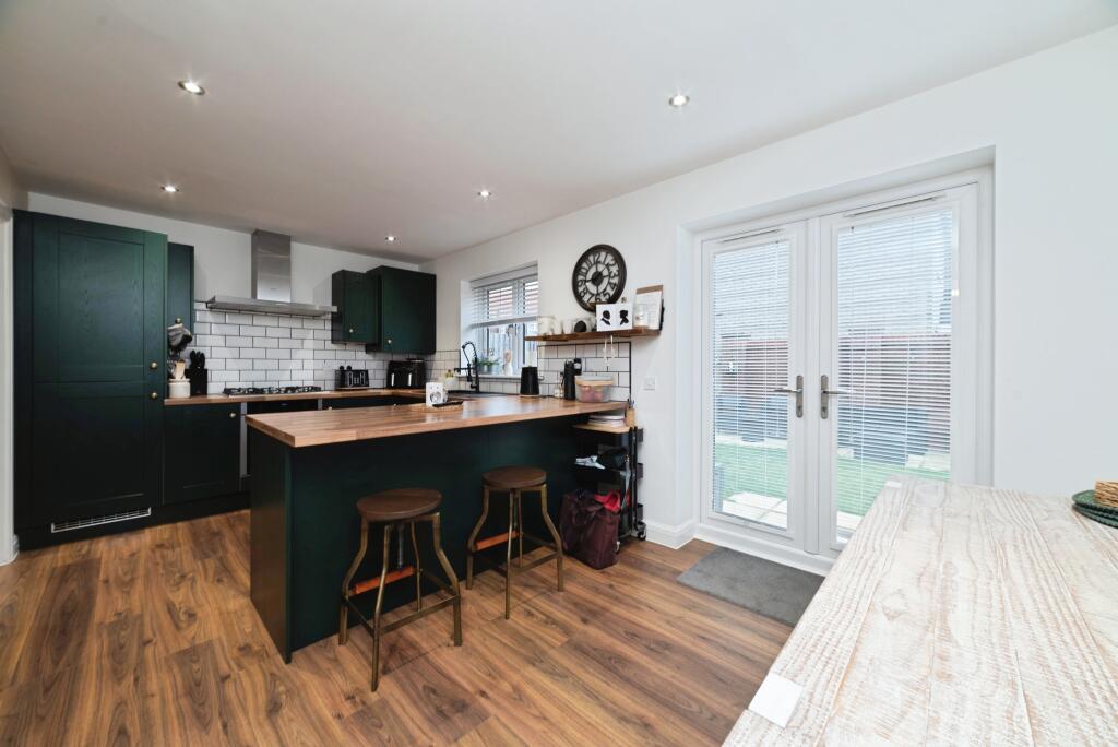 House in Hull, Kingswood - View 3