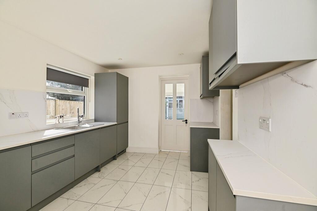 House in Rochester - View 2