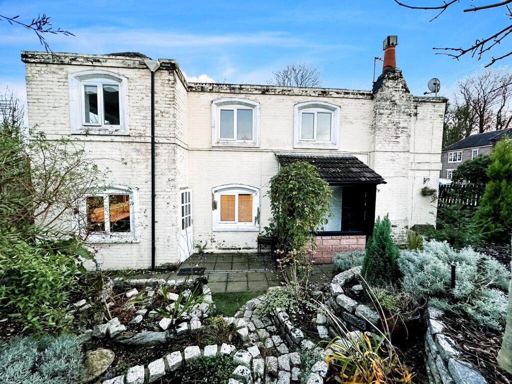 Main image of property: Gosport Road, Fareham