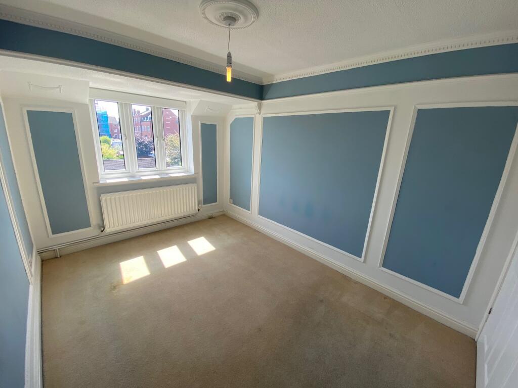 Apartment in Lichfield, Dimbles - View 5