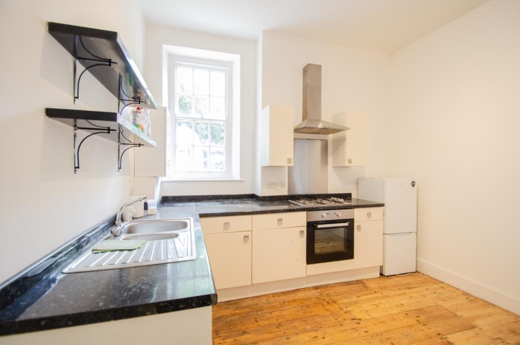 Apartment in Bodmin, Cornwall - View 5