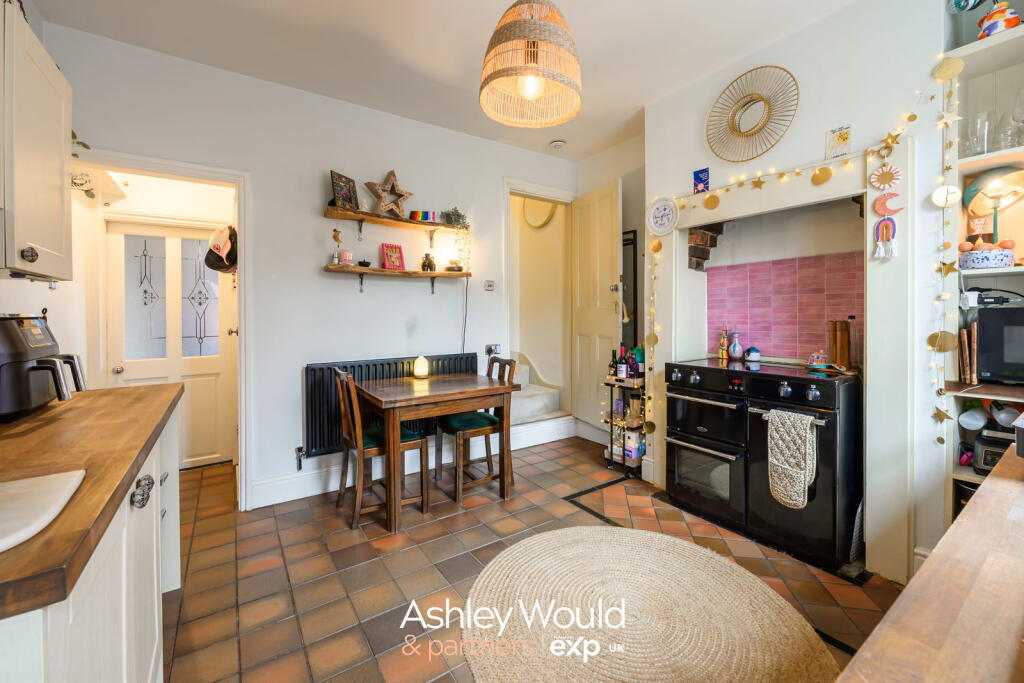 Additional image 5 of Laurel Lane, Halesowen, B63 3DA