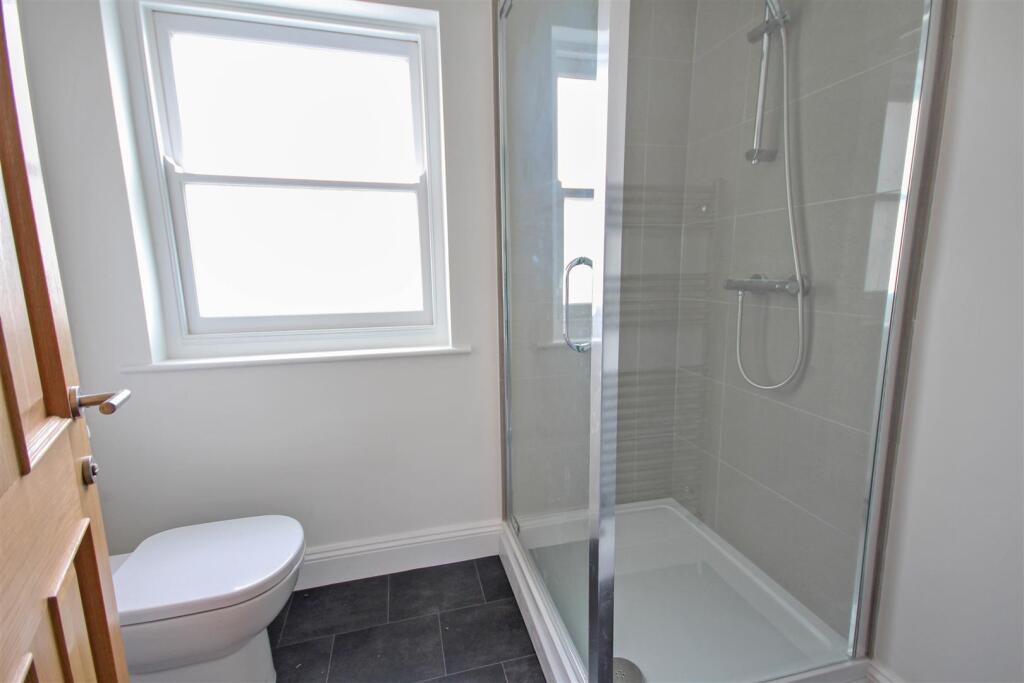 House in Brighton - View 5