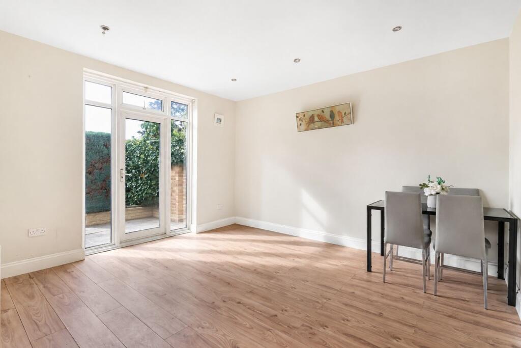House in London, Hanwell - View 4