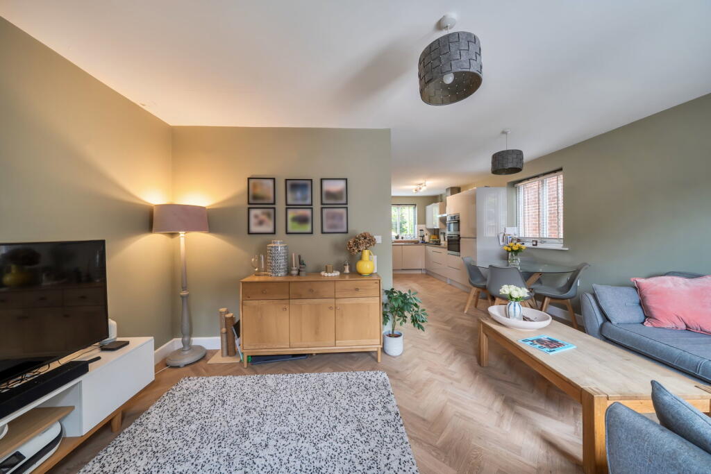 House in Reading - View 2