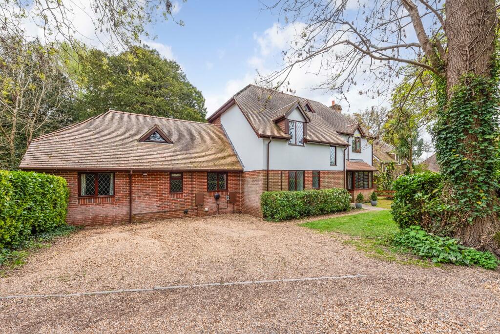 Main image of property: QUEEN'S ROAD, WATERLOOVILLE