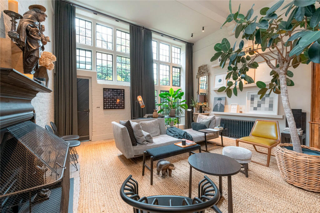 Apartment in London - View 5