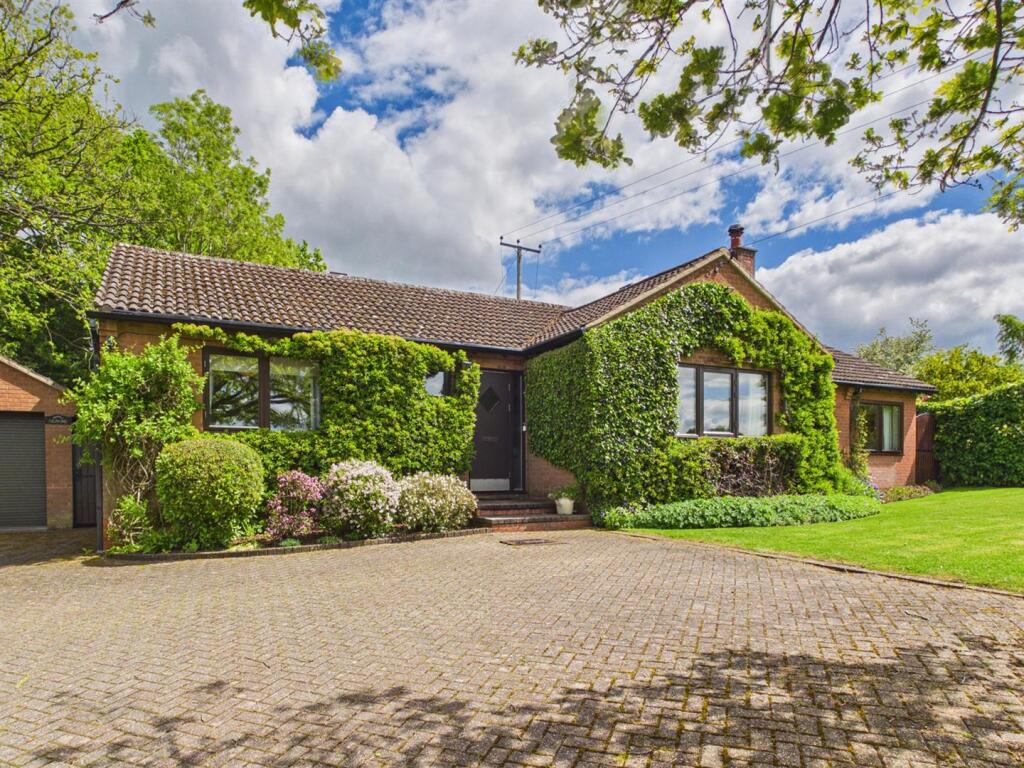 4-bed house on Quarry Road, Rock, Kidderminster, £650,000