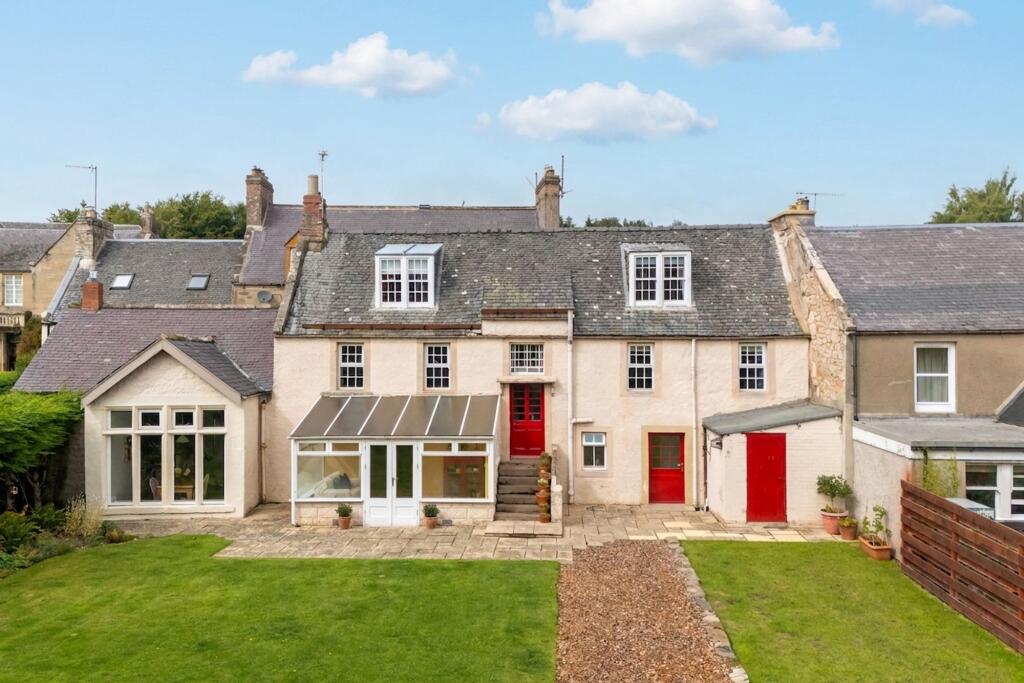 Main image of property: 7 Langtongate, Duns, TD11 3AF
