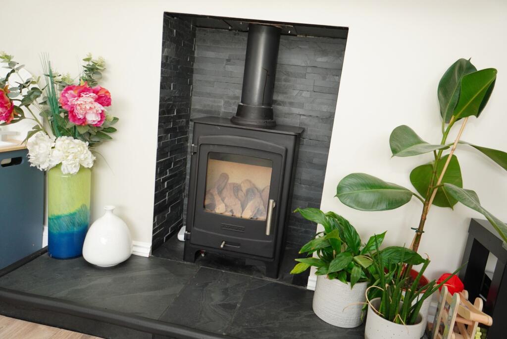 53 Charnwood Avenue photo 3