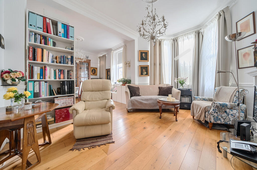 South Street, Tarring, Worthing - View 3