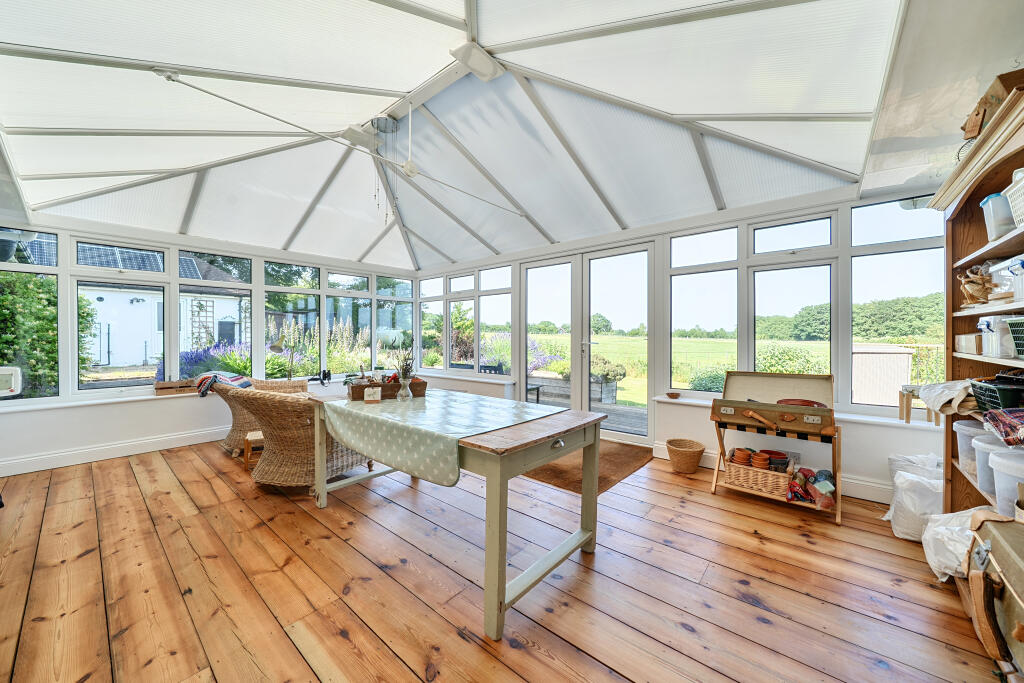 House in Southampton - View 4