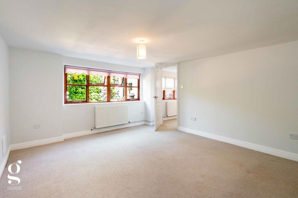 House in Hereford, Herefordshire - View 4