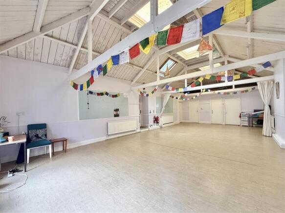 School_House_Hall.jpg