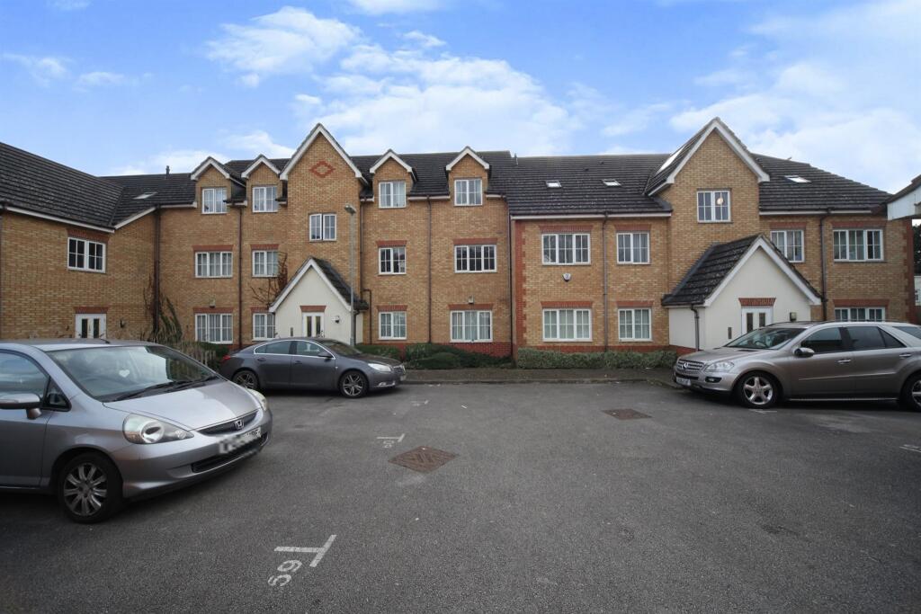 Main image of property: The Wickets, Luton