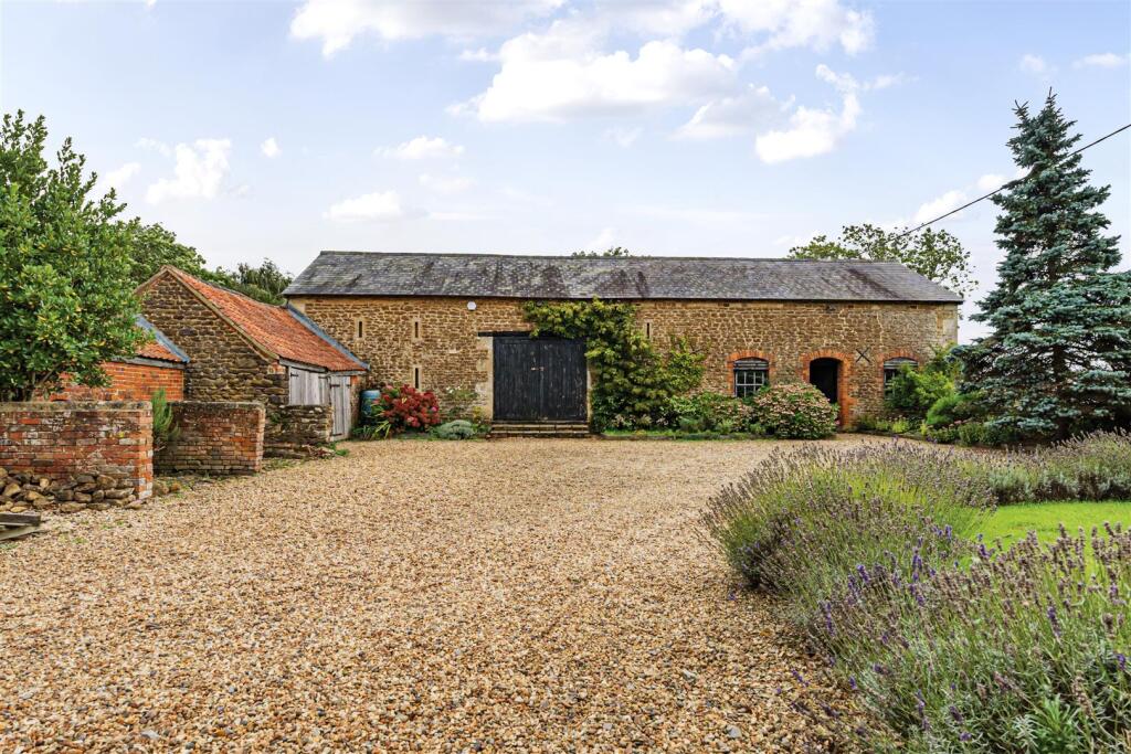 House in Swindon - View 5