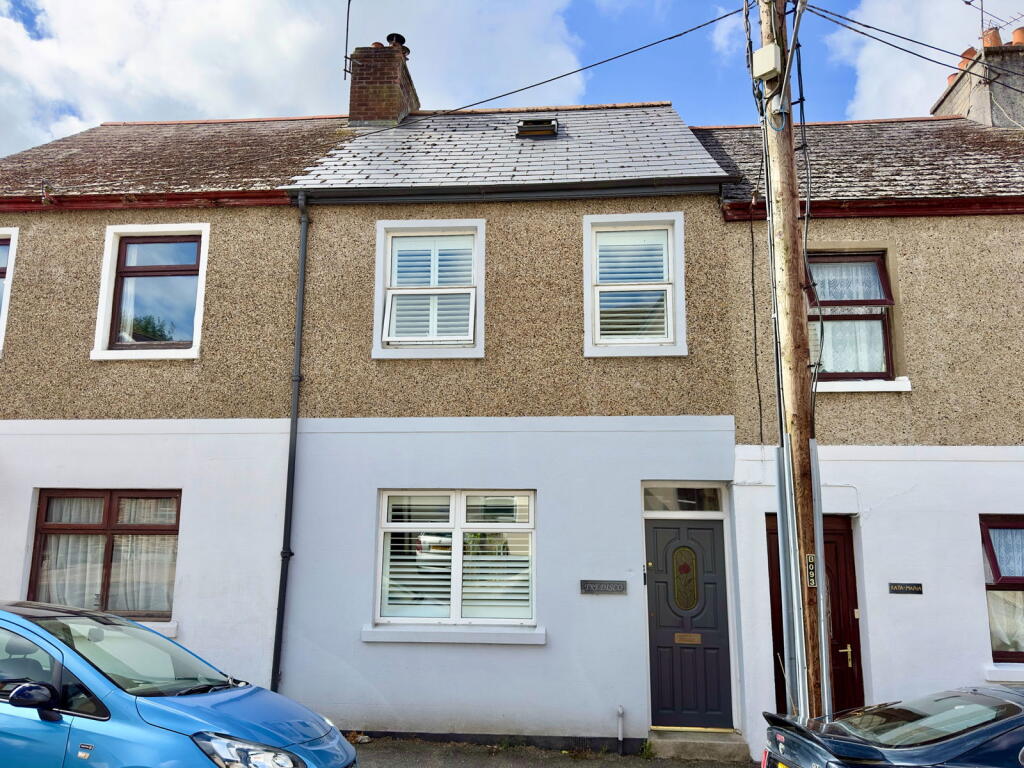 3-bed terraced on Glen Road, Wadebridge, PL27, £289,950