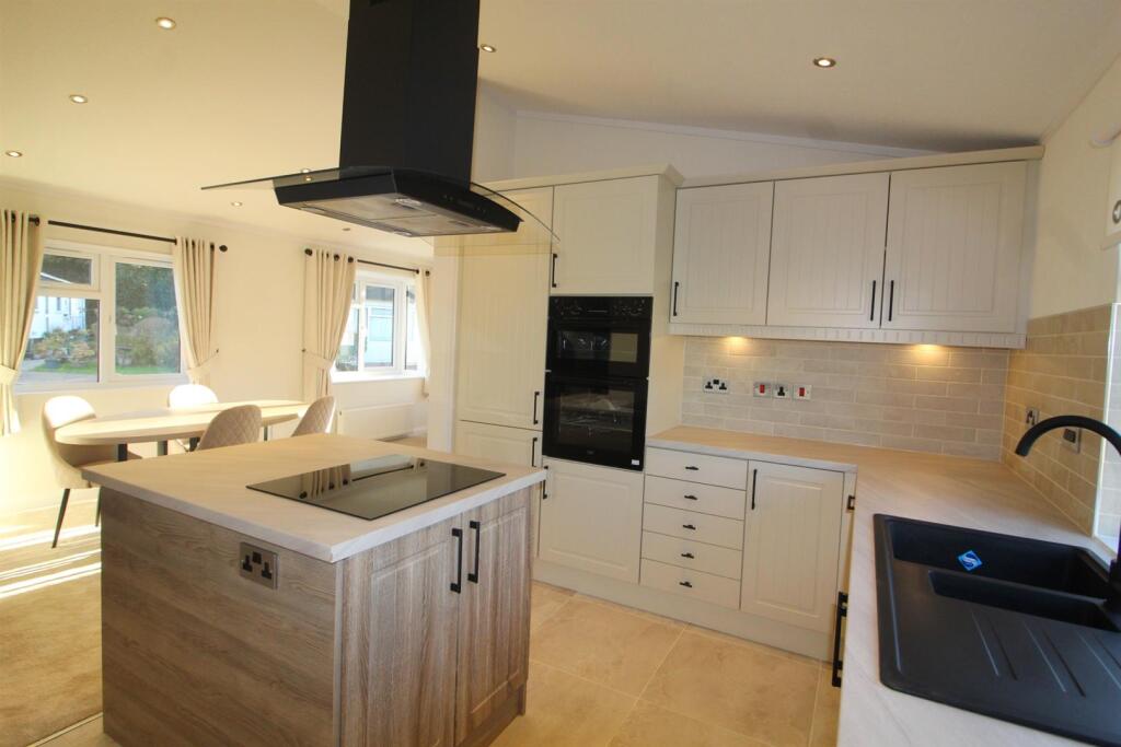 Arkley Park, Barnet - View 4