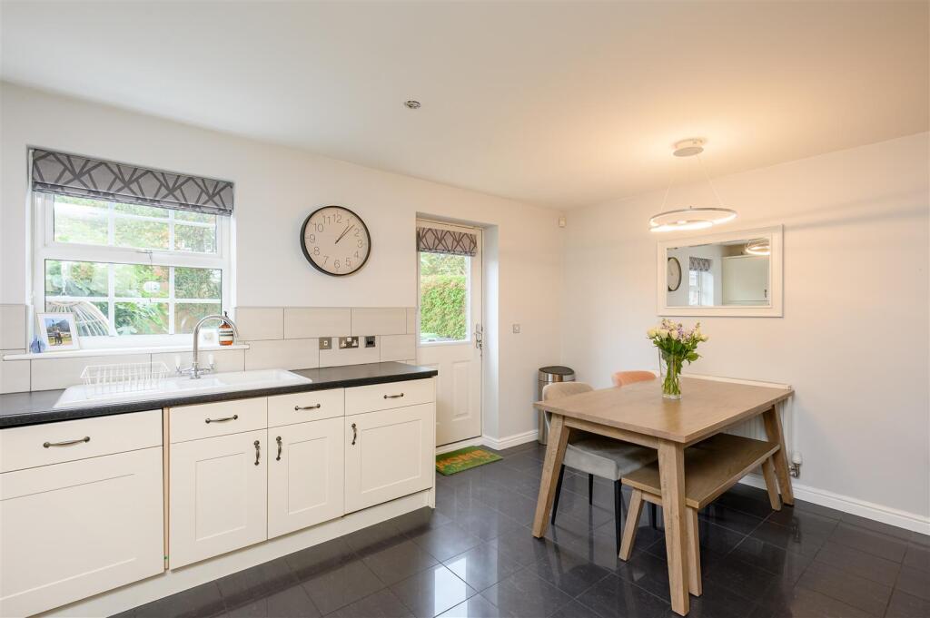 House in York, Ouse Acres, Acomb - View 3