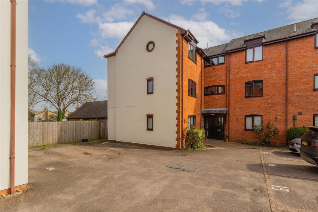 Main image of property: Bull Street, Southam