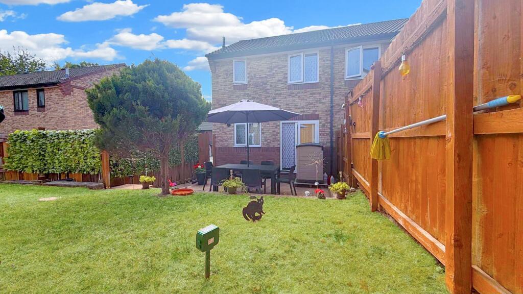 House in Torquay - More