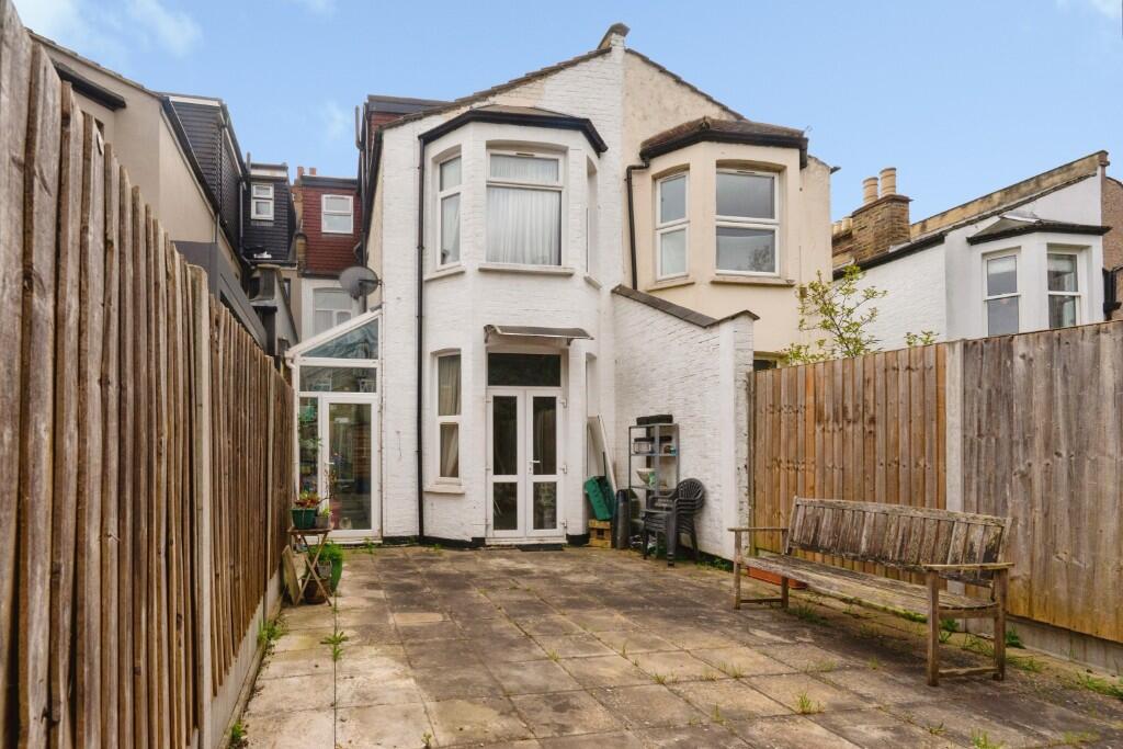 House in London, Walthamstow Village, Leyton - View 2