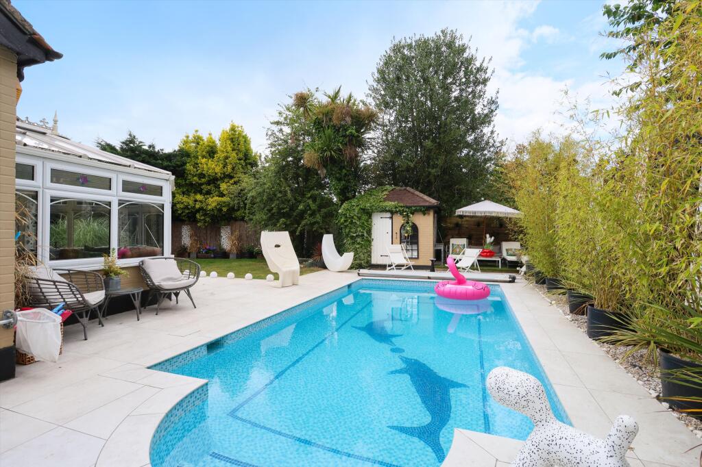 House in Kingston upon Thames - View 5