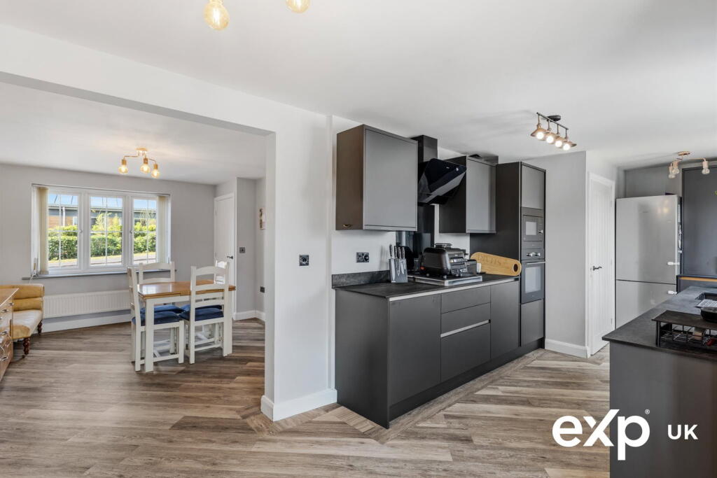 Sanderling Way, Forest Town, NG19 0GH