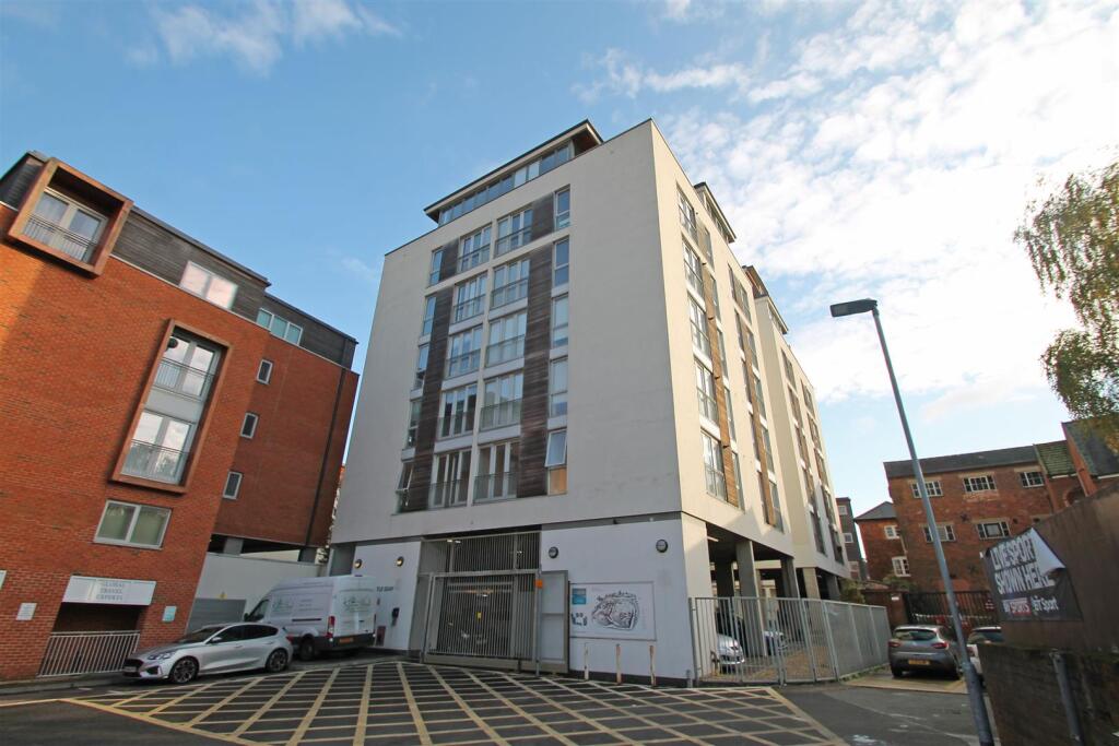 Main image of property: Castle Quay