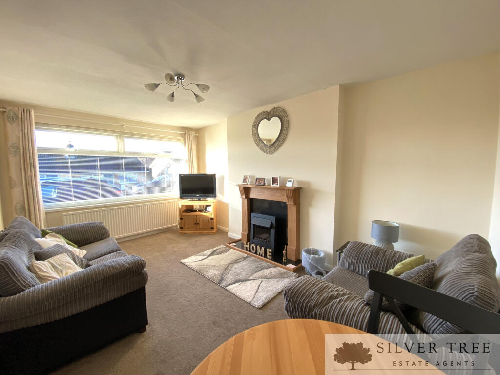 Bradworth Drive, Scarborough, North Yorkshire photo 2