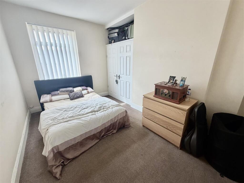 House in Durham - View 5