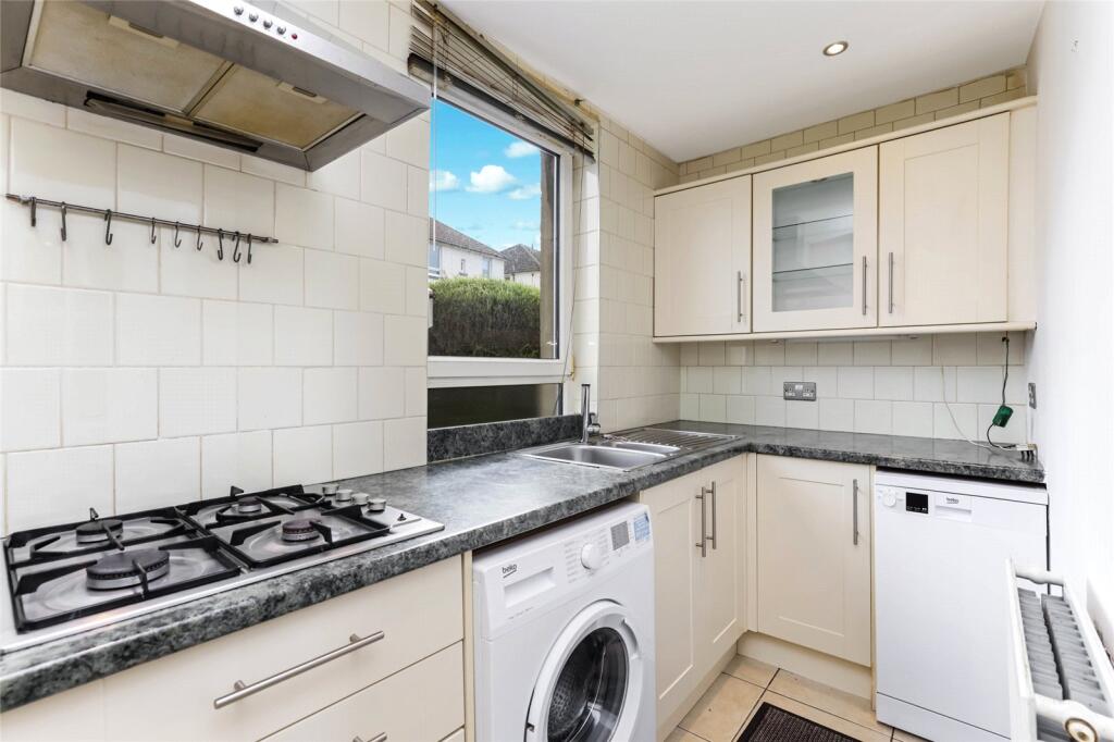 House in Glasgow, South Lanarkshire - View 3
