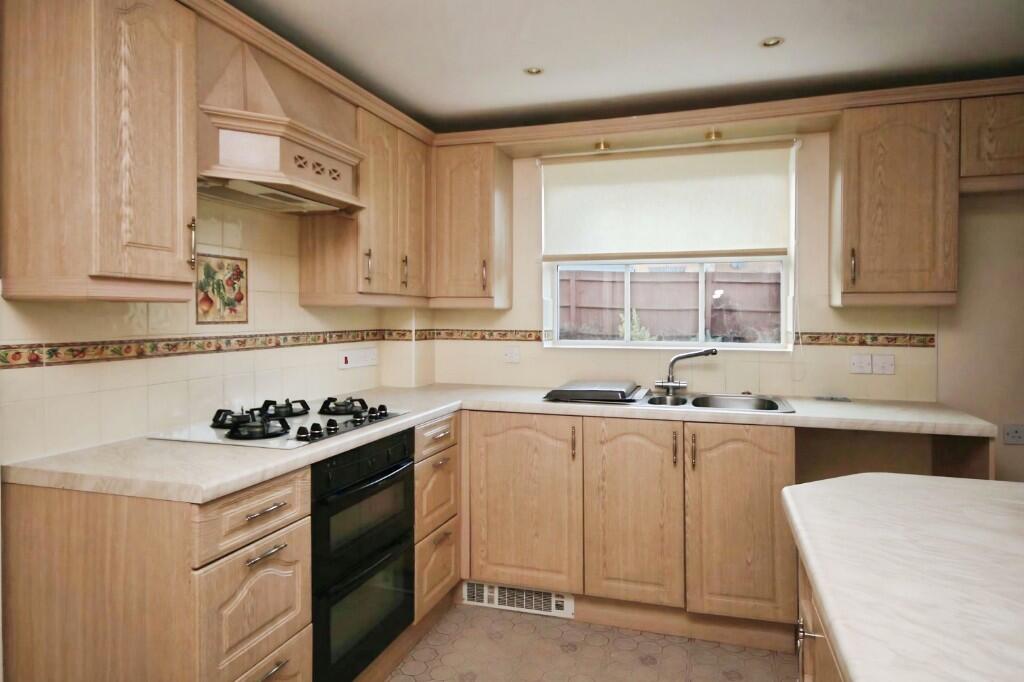 House in Fareham, Whiteley - View 2