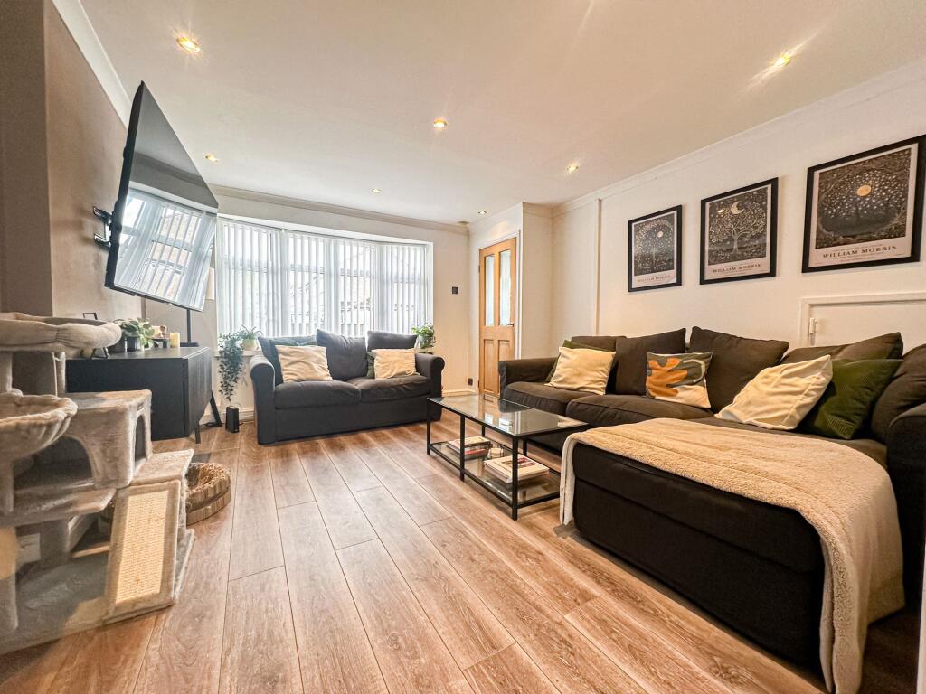 Budworth Drive, Liverpool, L25 photo 4