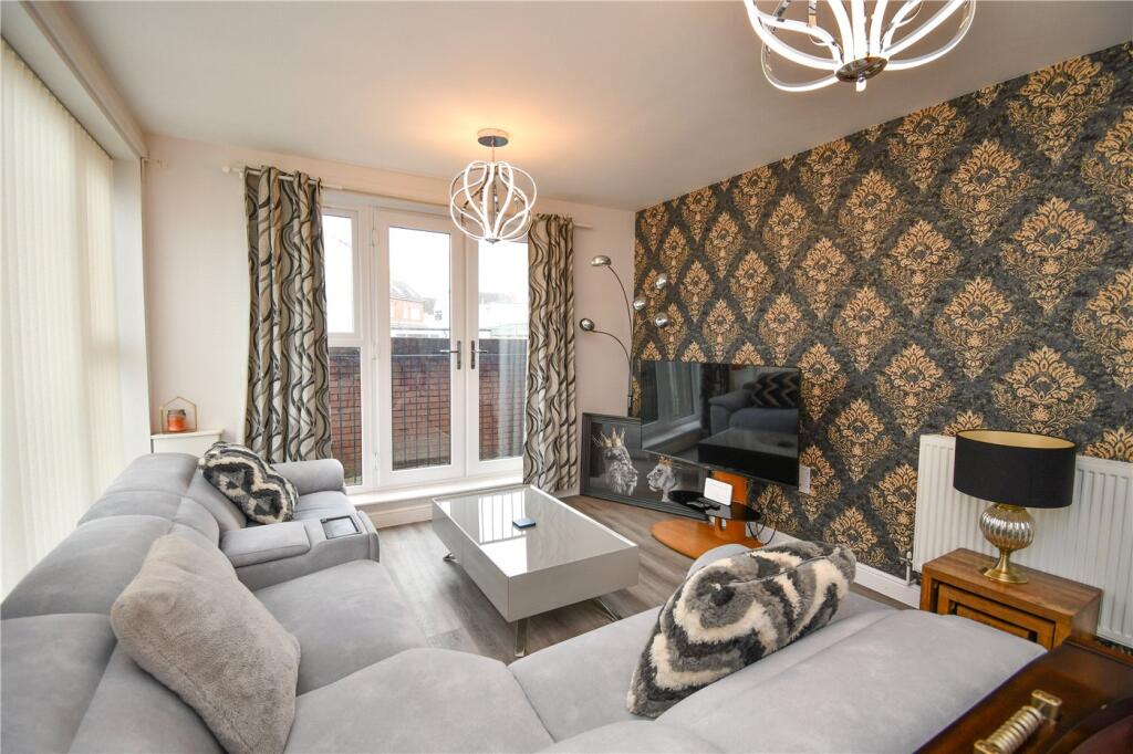 Apartment in Wallasey, New Brighton - View 2