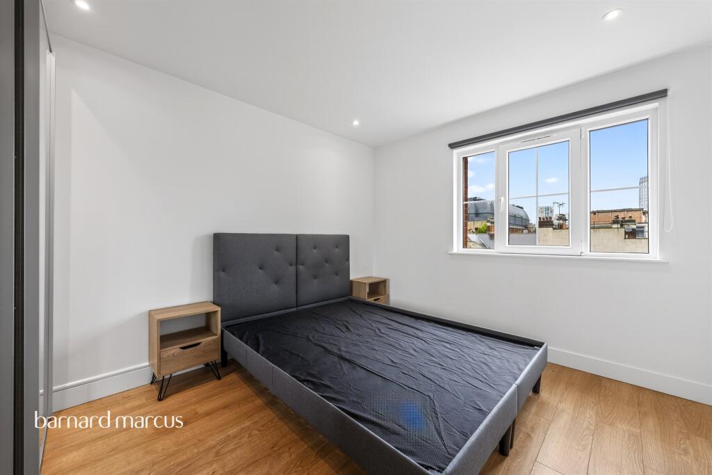 Apartment in London, Broad Green - More